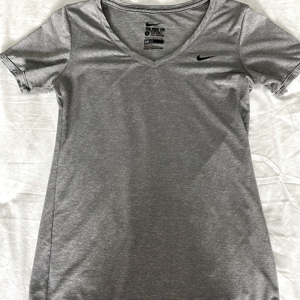 nike dri fit tee